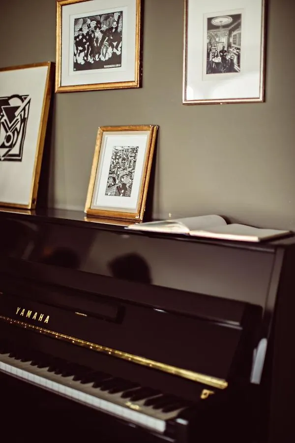 Monsieur Cadet Hotel&spa 4* Paris